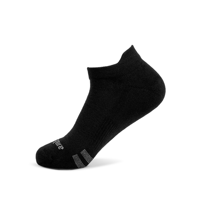 Amberjack Ankle Socks in Obsidian Medial View