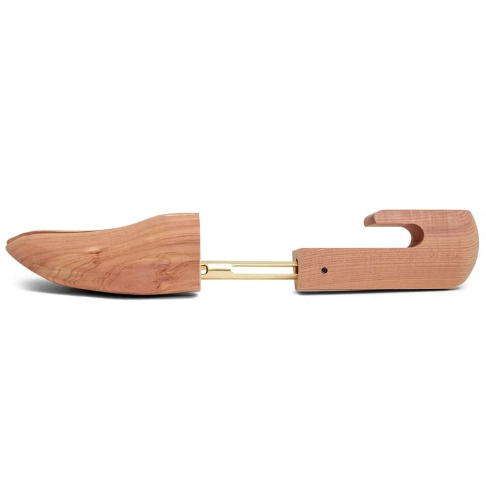 Amberjack cedar shoe tree medial angle