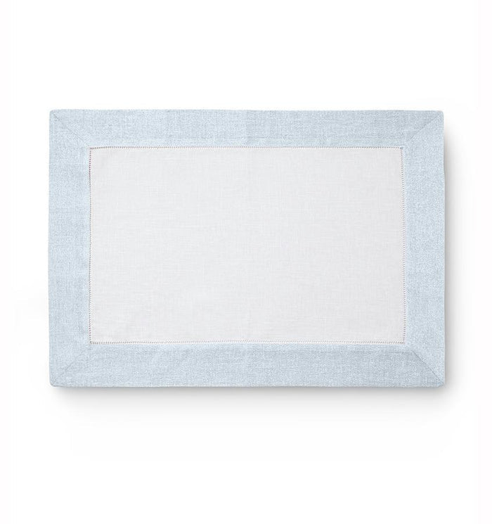 variant__white/sky