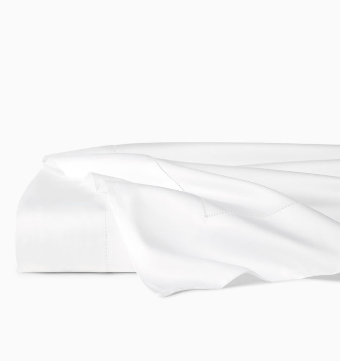 WHITE / KING