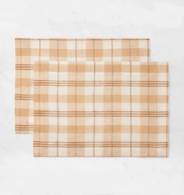 Masseria placemats in almond/oyster stacked