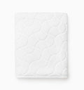 Oasi white bath sheet folded