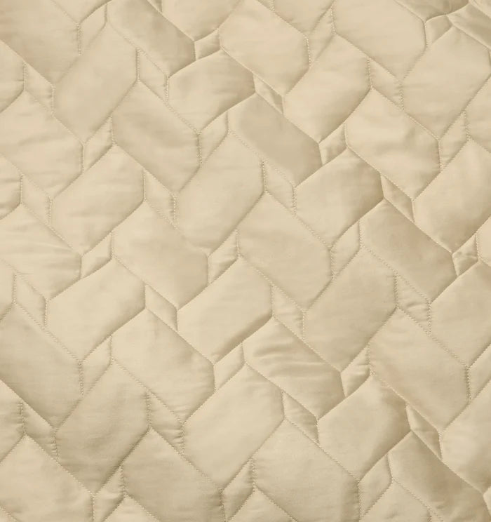 Palatino sand quilt and sham close up