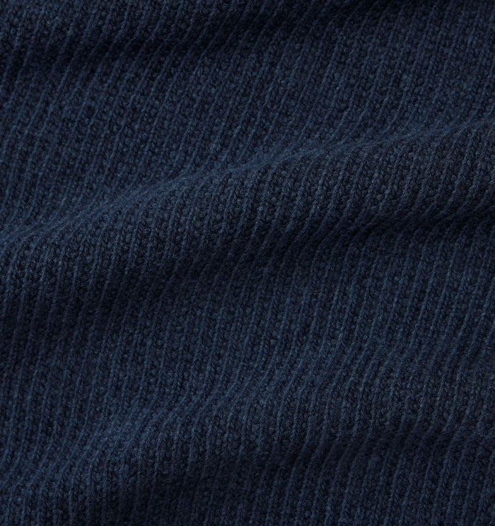 Pettra Throw