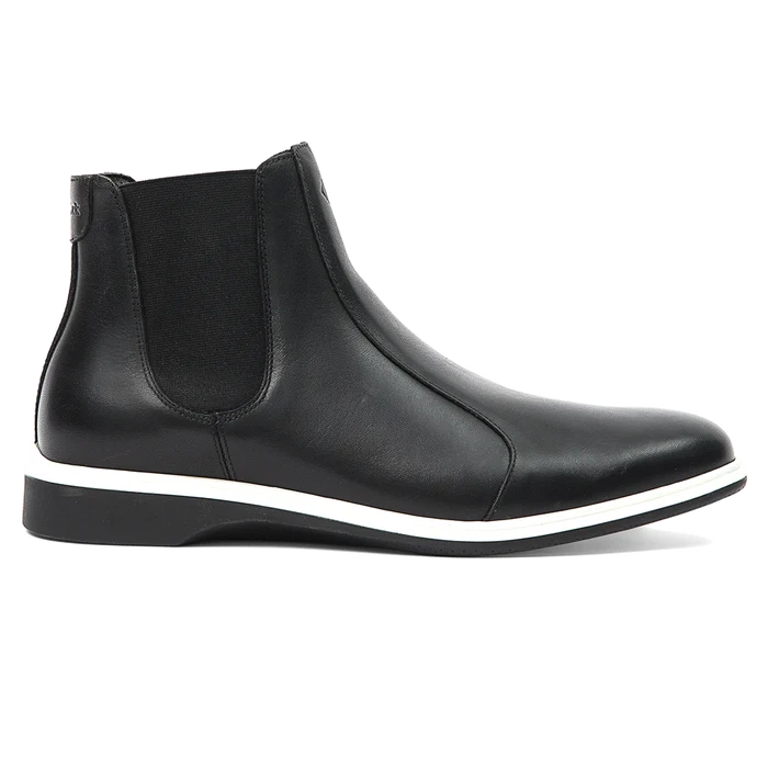 The Chelsea Boot by Amberjack in Onyx Black Leather - Lateral view