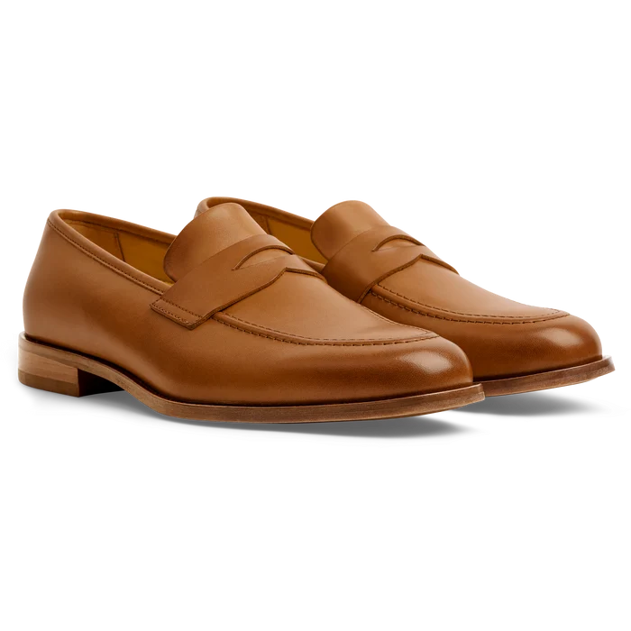 The Duke in Honey tan full-grain leather 3/4 View