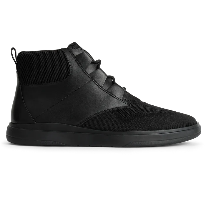 The Element in black knit Lateral View