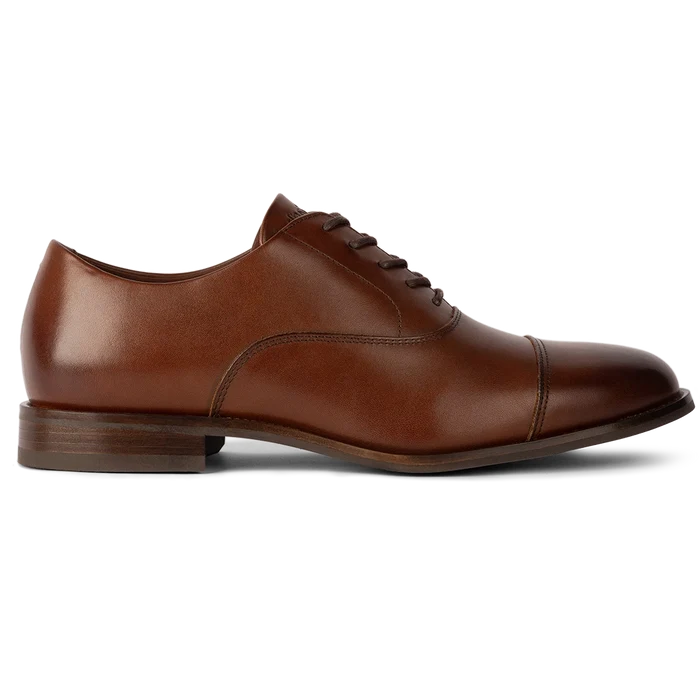 The Regent Chestnut brown leather by Amberjack - Lateral View