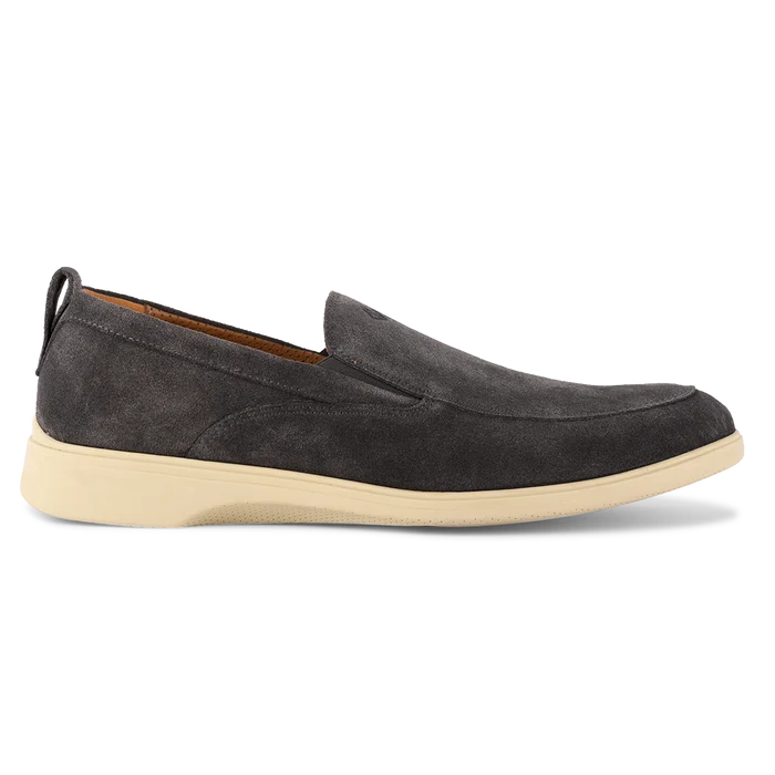 The Slip-On in Carbon by Amberjack - Lateral View