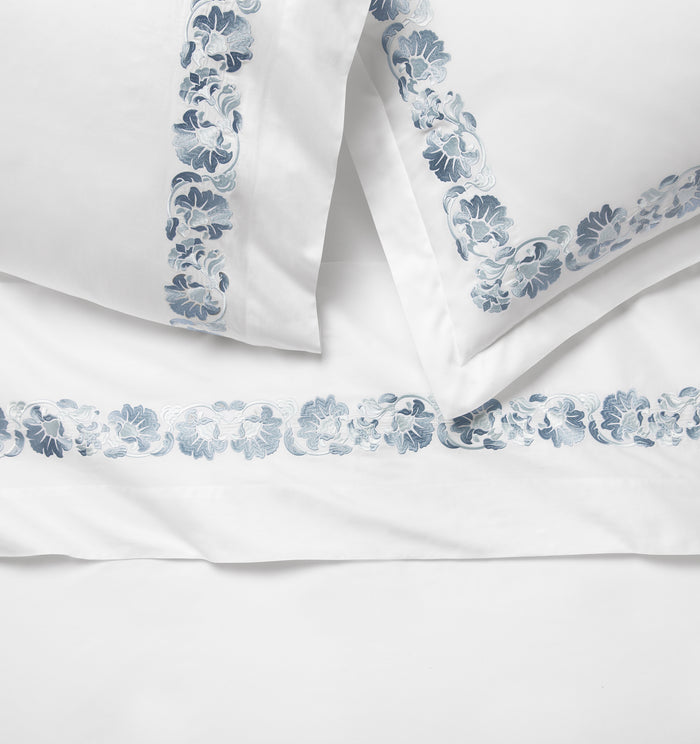 Tralico white/sea sham, pillowcase and flat sheet