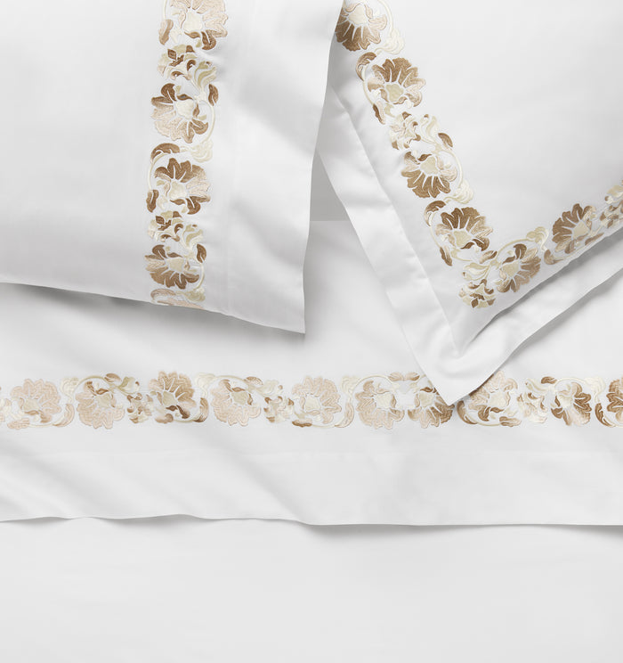 Tralico white/sand sham, pillowcase and flat sheet