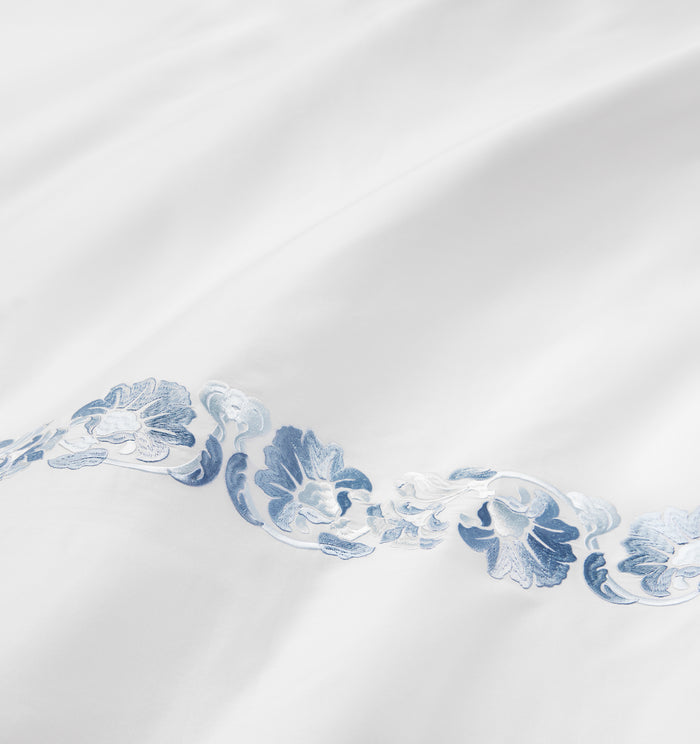 Tralcio white/sea bed linens close up