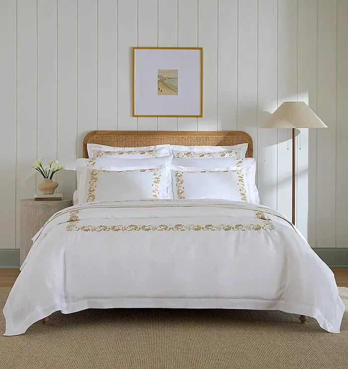 Tralcio white/sand full bed straight on