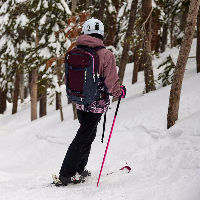 Womens Mission Pro Backpack 25L - Darkest Spruce
